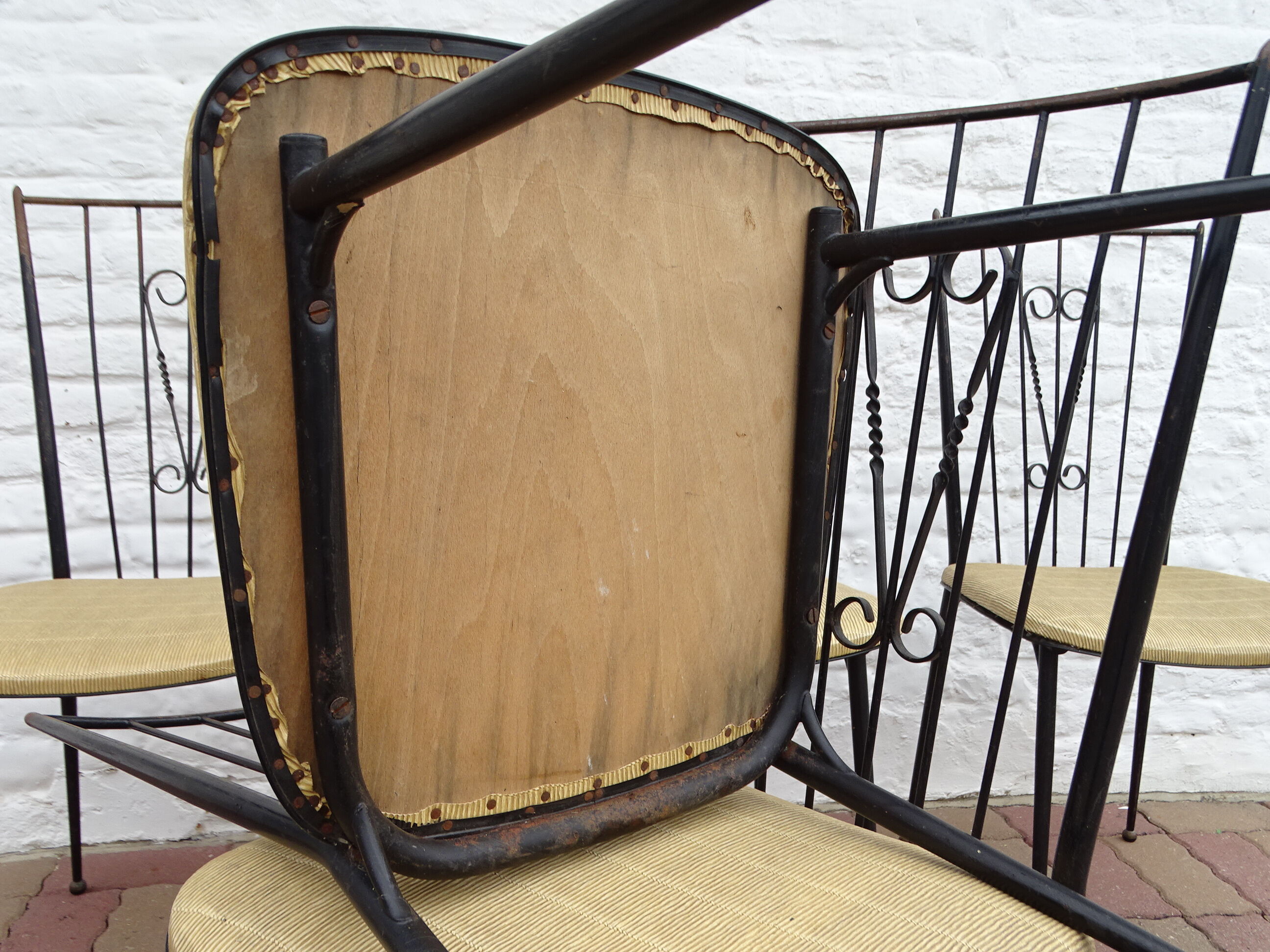 Set of 6 vintage chairs by Colette Gueden