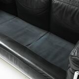 Vintage LC-2 in black leather by Le Corbusier, Jeanneret & Perriand for Cassina
