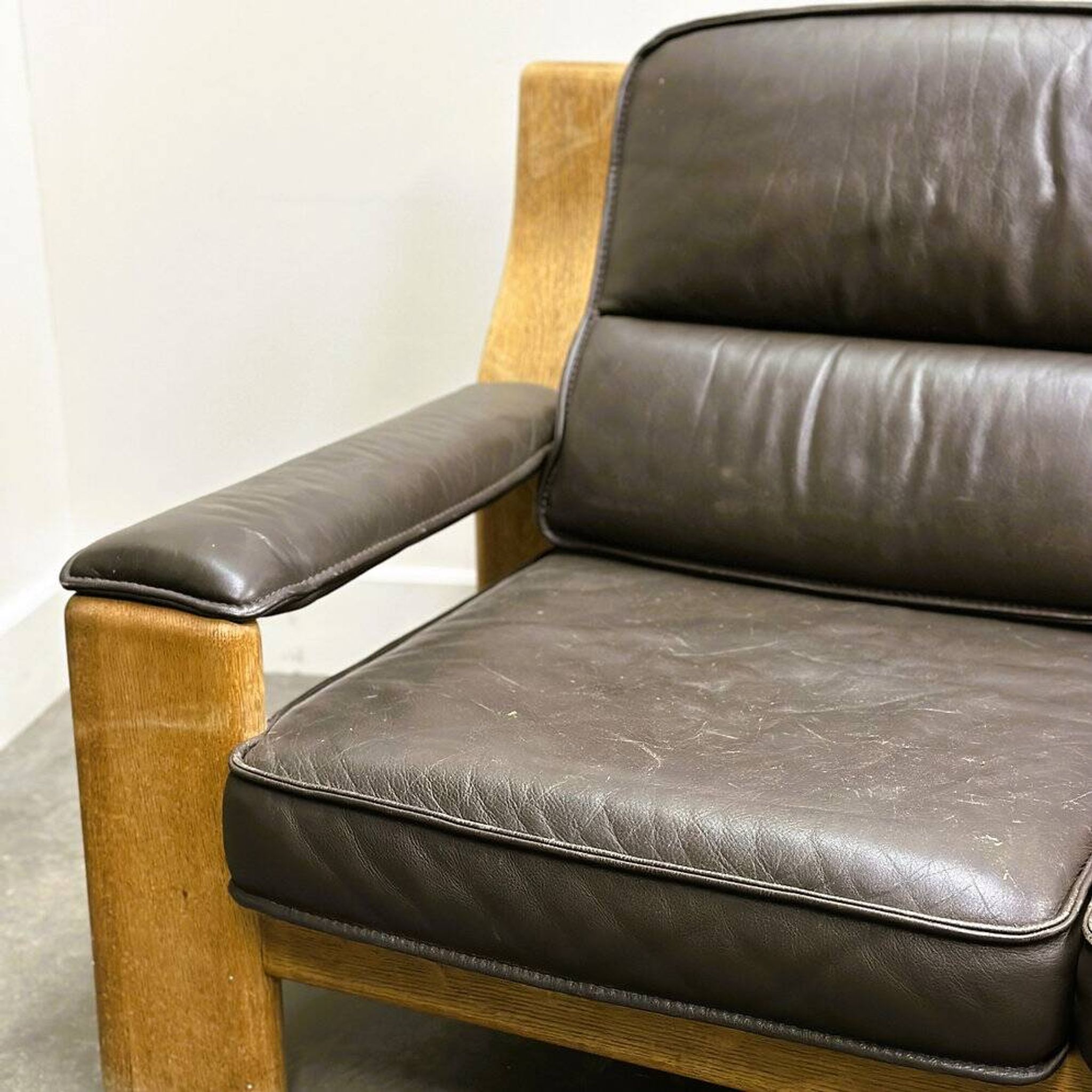 Vintage brutalist leather three seat Durlet sofa, 1970s