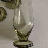 Set de 7 verres gobelets à pied modernistes vert tilleul 1950