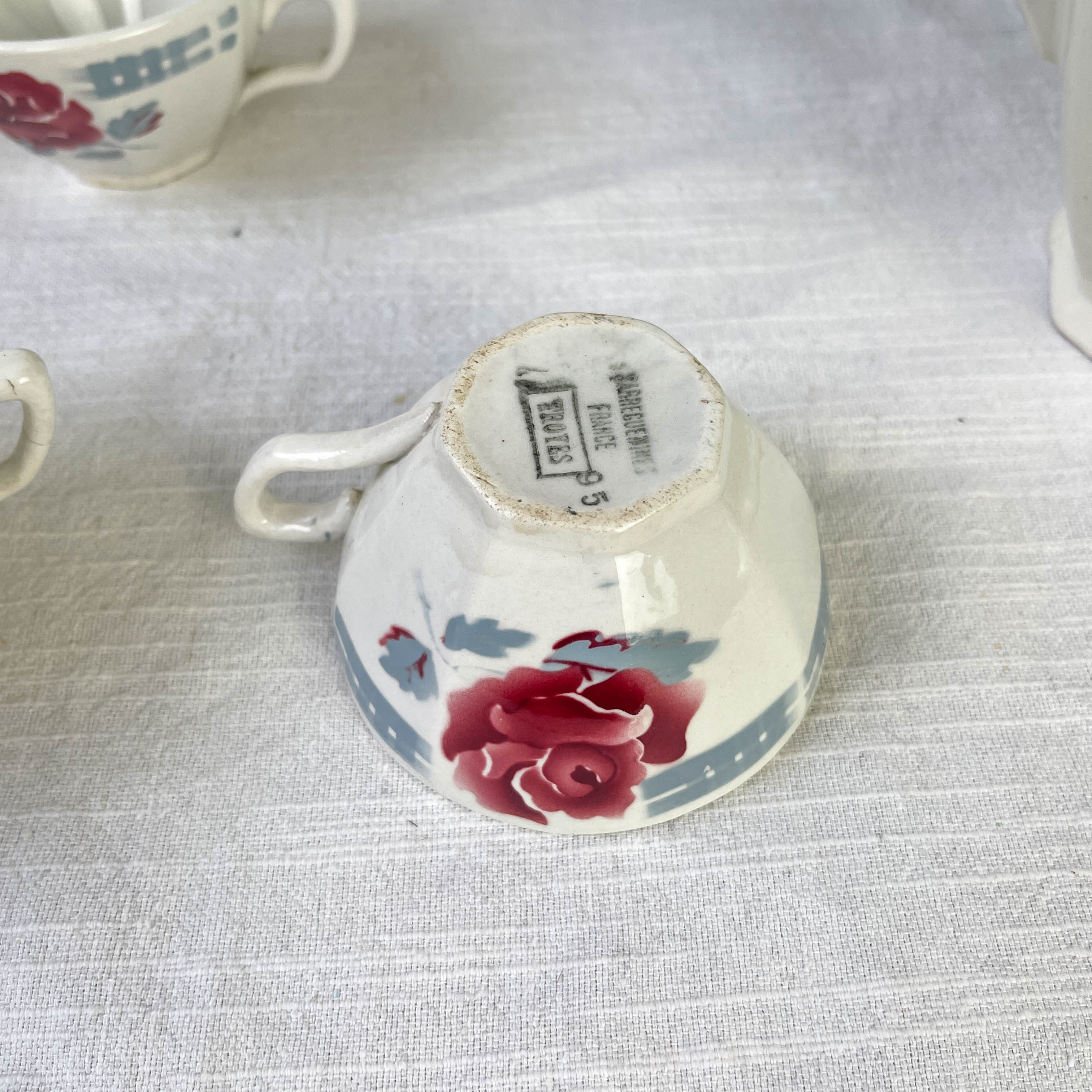 Vintage tea set in Sarreguemines flowered earthenware, "Troyes" model