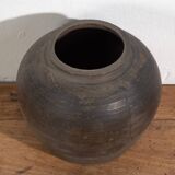 Round antique ceramic vase (c.1900) #14