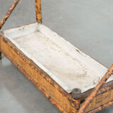 Porte-manteau ancien français en bambou, avec miroir et porte-parapluie.