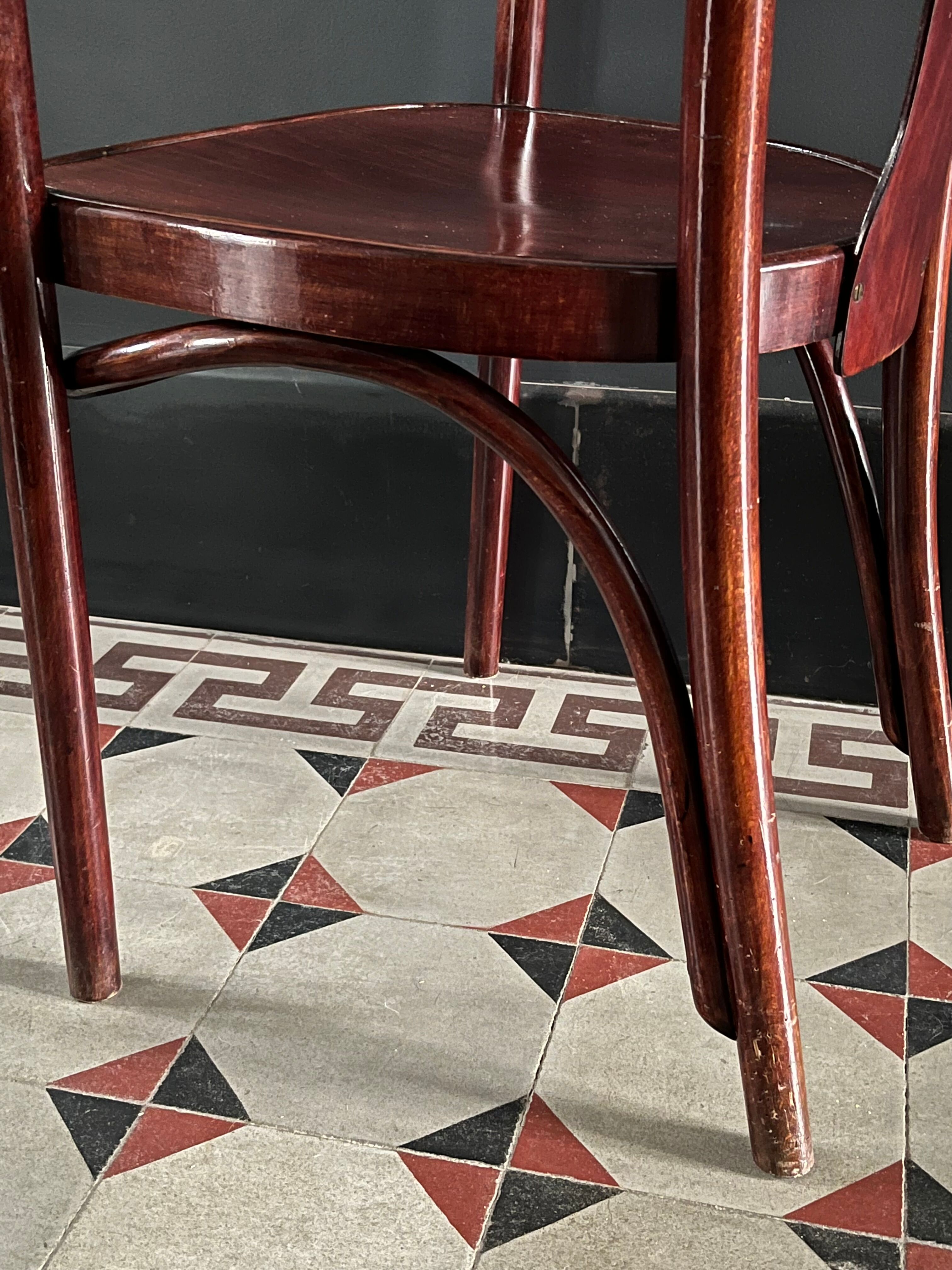 Armchair stamped Thonet number 967