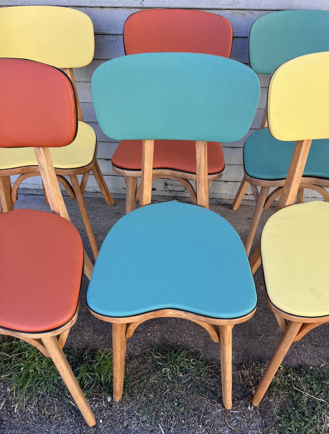 (Lot) 6 Multicoloured Compass Leg Chairs