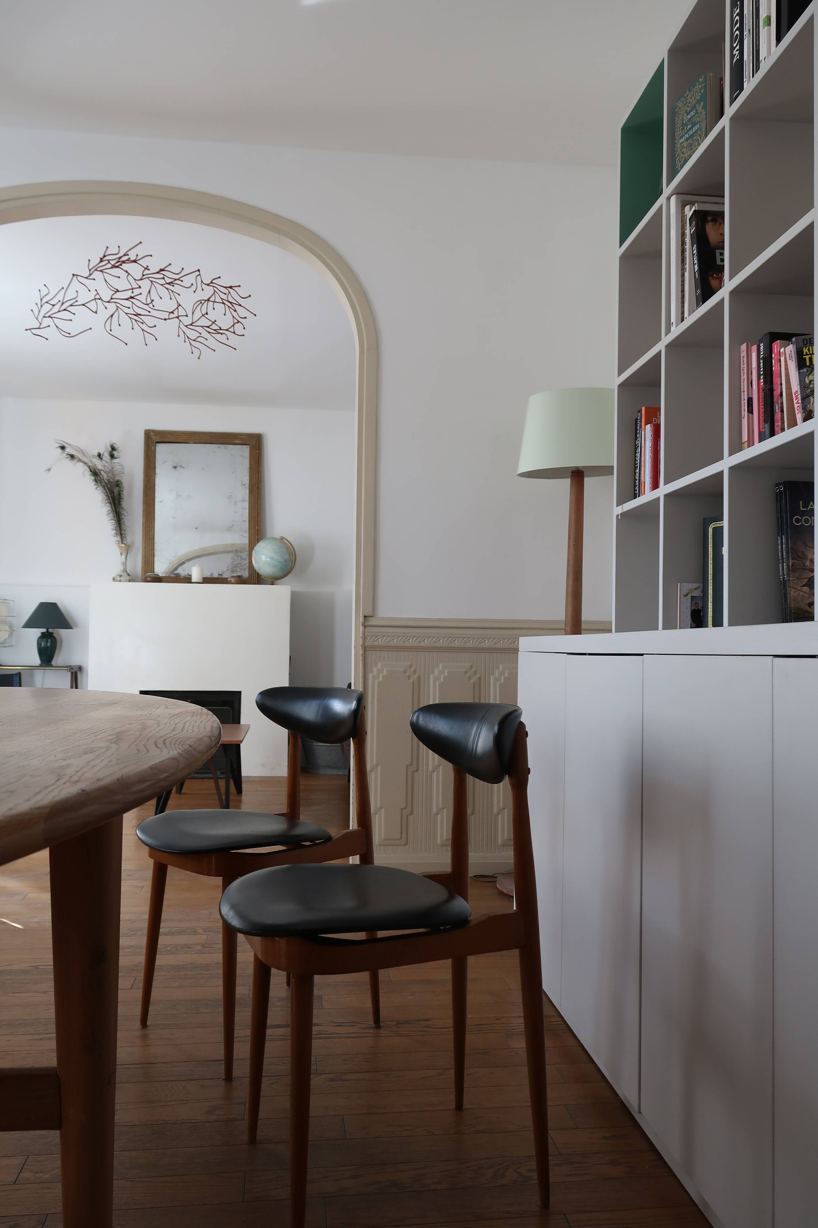 Pair of Licorne chairs by Baumann