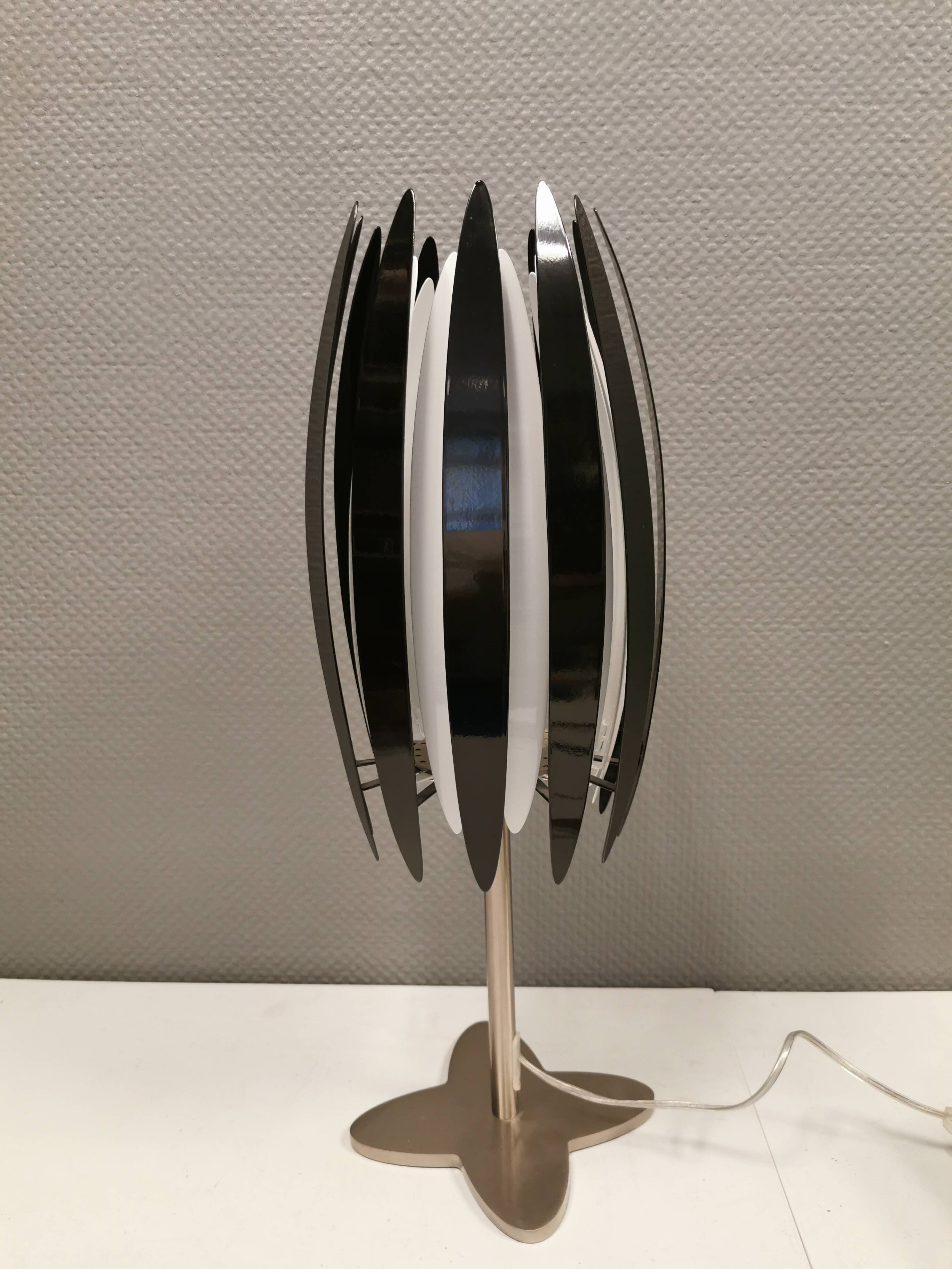 Large table lamp designed by Benny Frandsen for Frandsen Lightning in the mid-1980s.