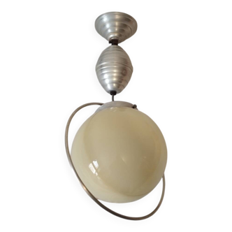 Vintage 50/60 pendant light in aluminum and opaline