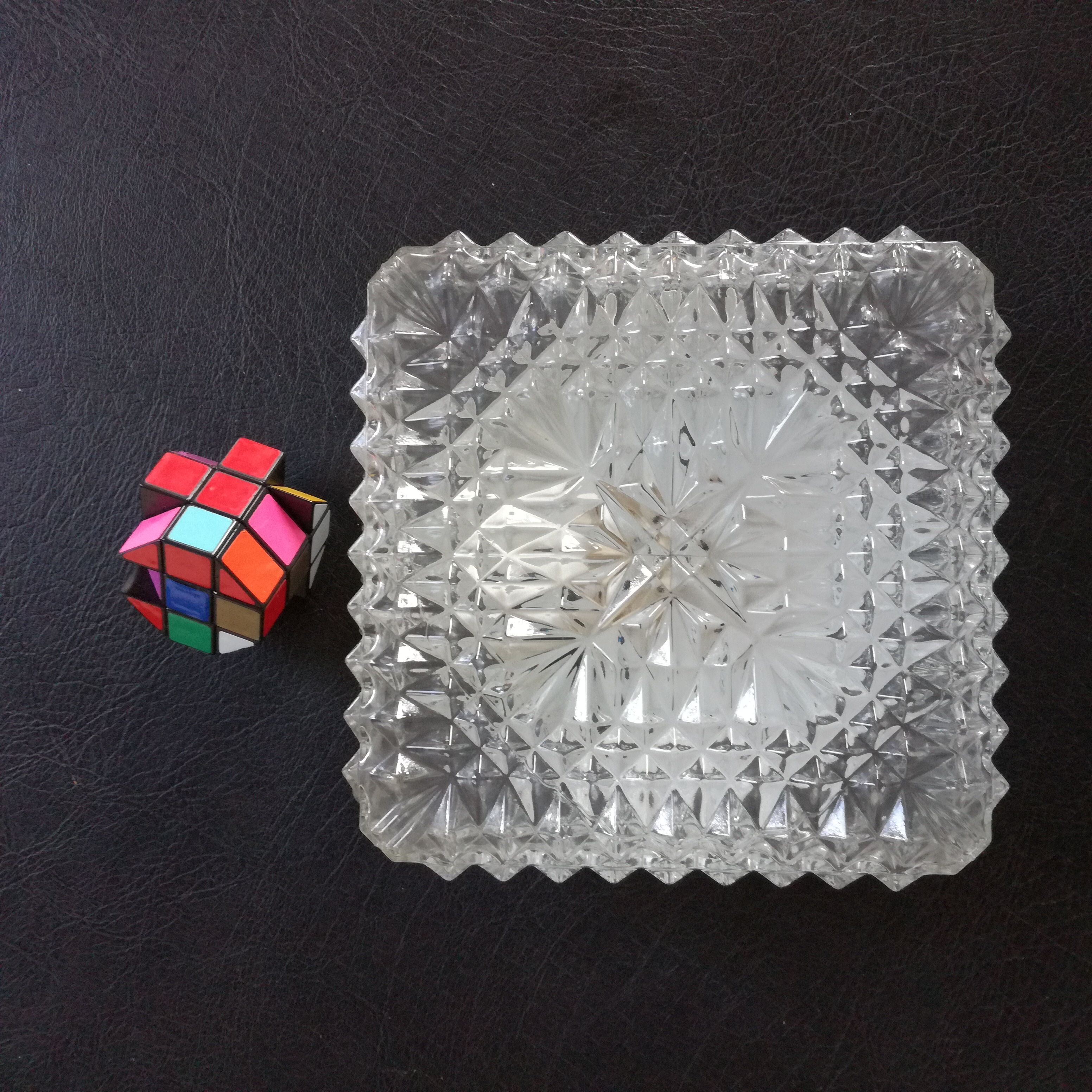 Cast glass square ceiling 21x21cm