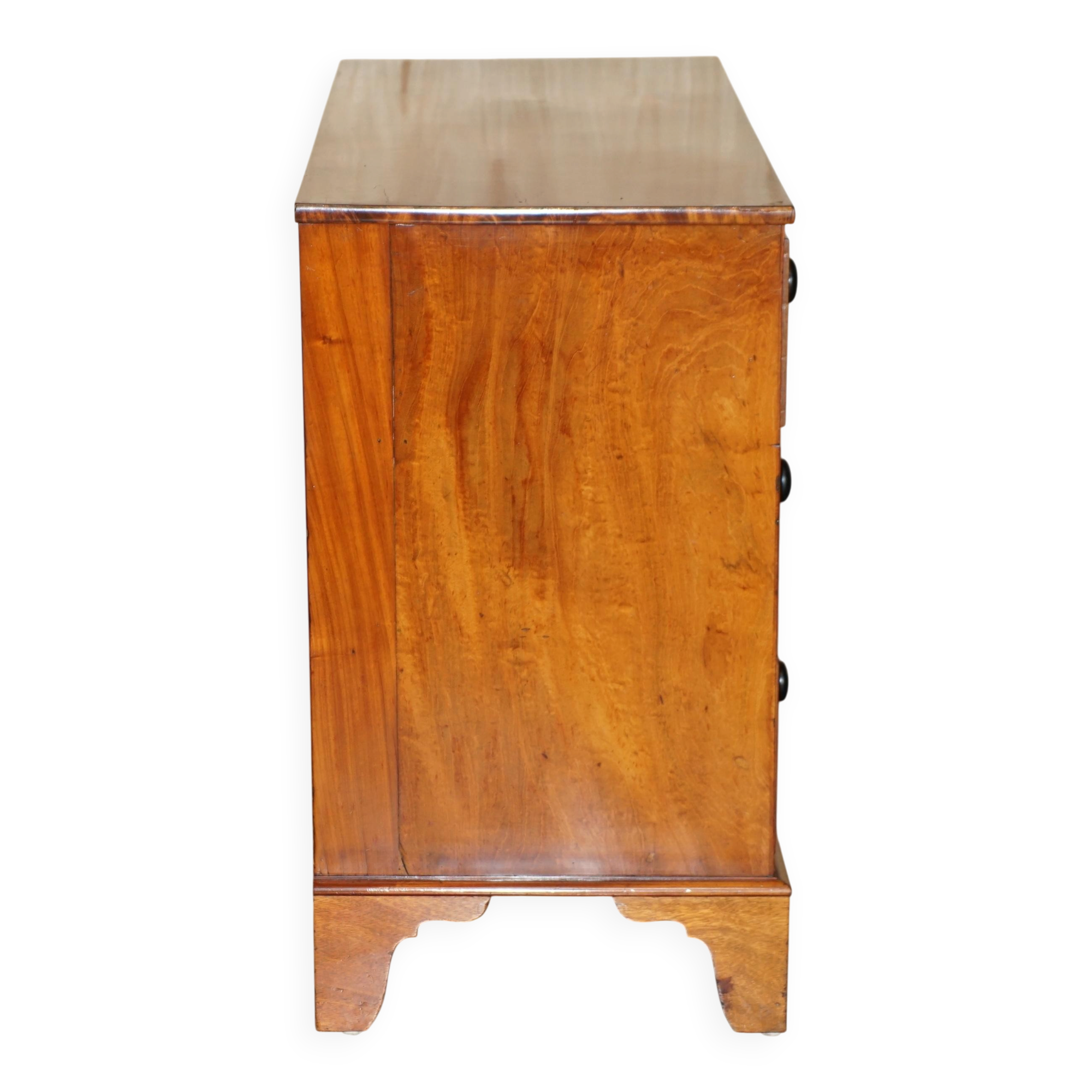 Victorian Chest of Drawers in Satin Walnut, Circa 1860