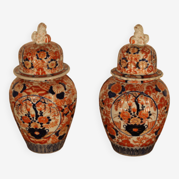 Paire de pots d’imari