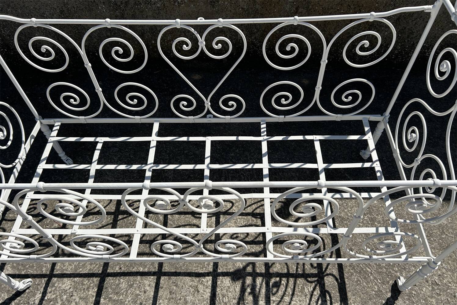 Lit banquette, wrought iron and copper, romantic Napoleonic III style, late 19th century.