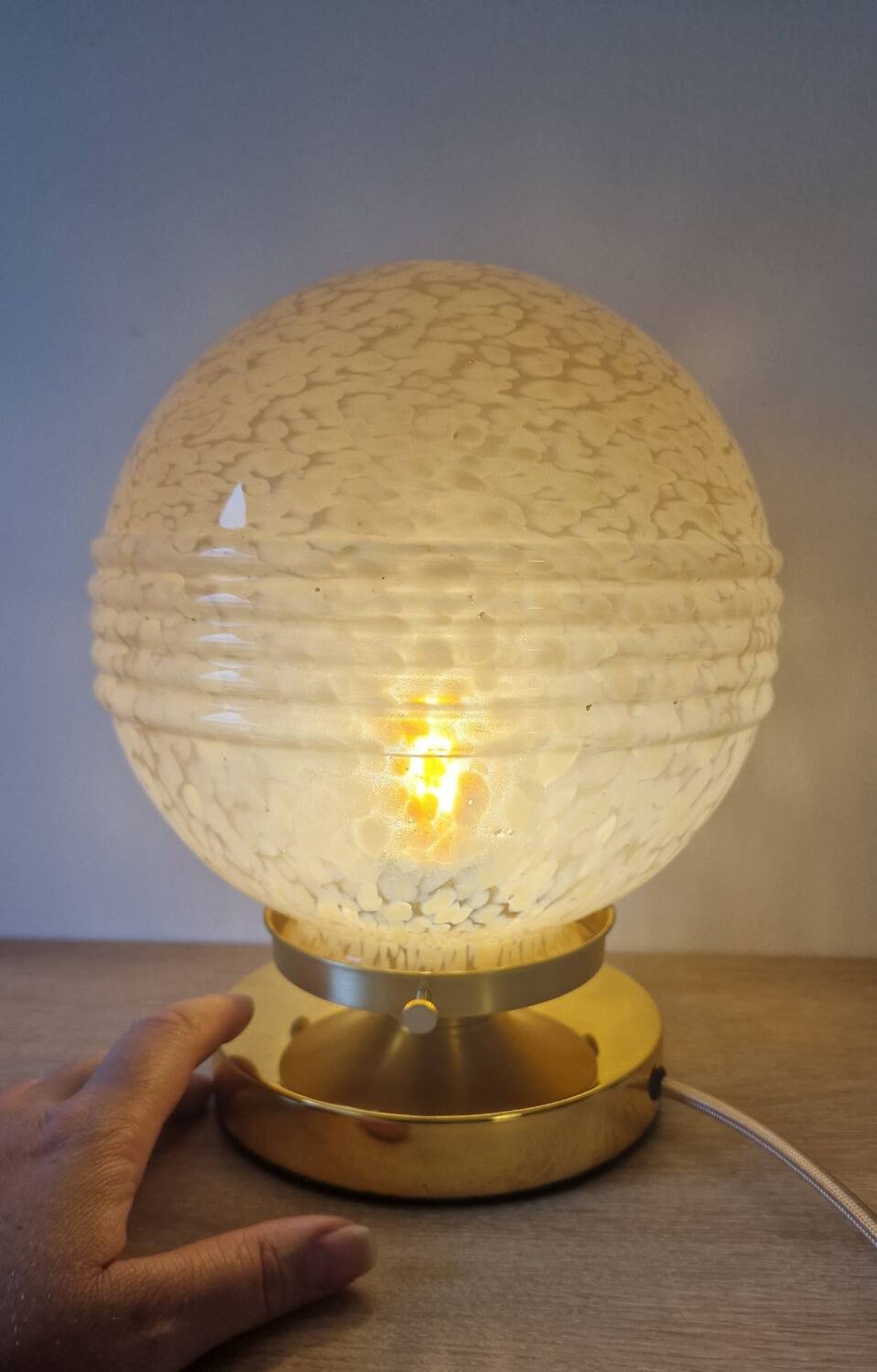 Pink Clichy glass globe in touch lamp