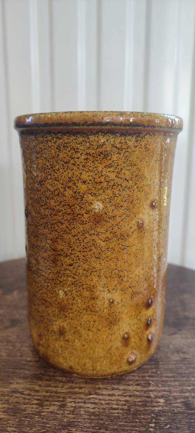 Accolay ceramic pot