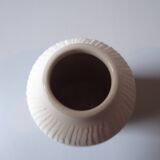 Porcelain vase and biscuit decorated with flowers