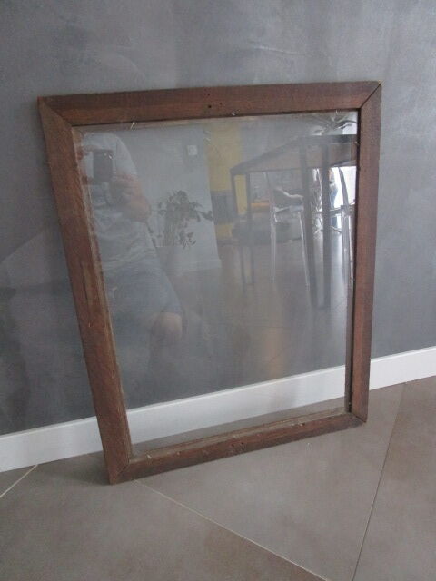 Old oak frame, golden rim