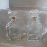 2 carafes / flacons vintages en verre