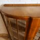 Vitrine art deco en noyer