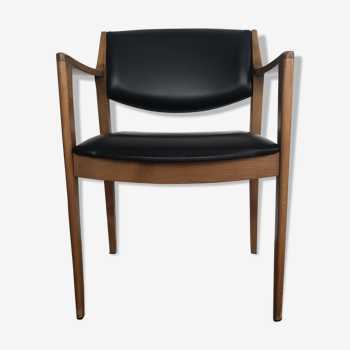 Thonet chair in wood and Scandinavian-style leather imitation trim