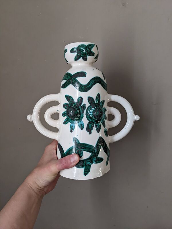 Céramique artisanale anthropomorphe soliflore