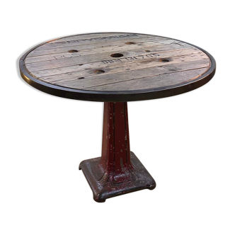 Table touret and industrial foot
