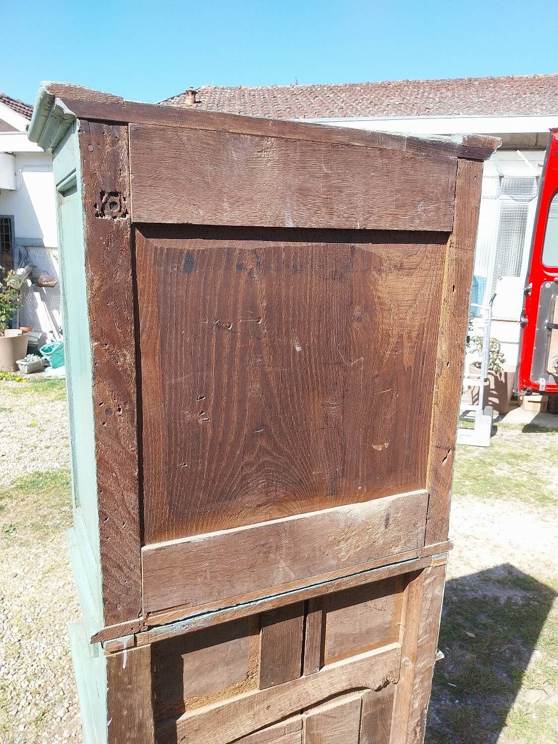 Glass-fronted buffet with 2 bodies