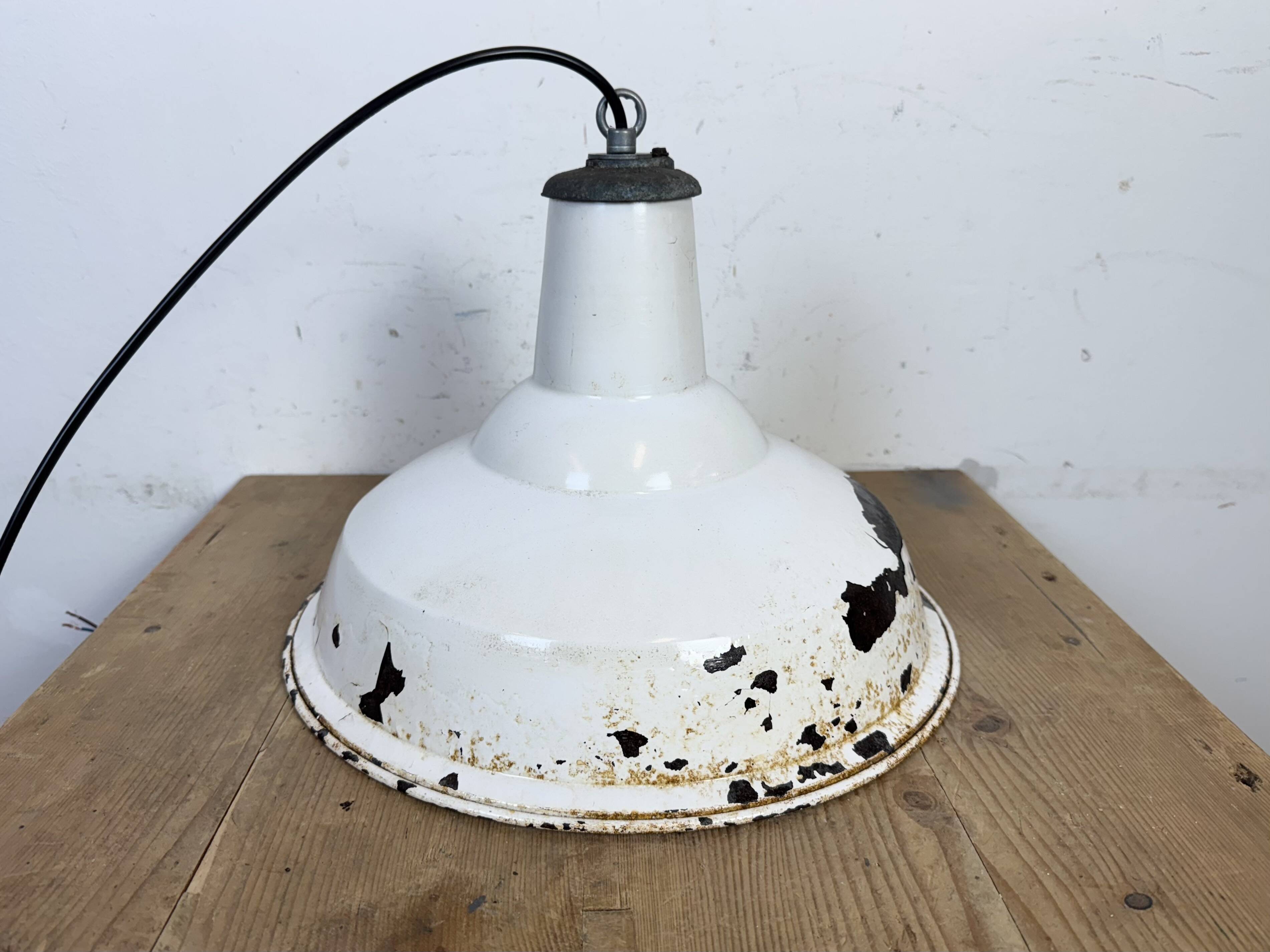Industrial British White Enamel Factory Pendant Lamp from Benjamin, 1960s