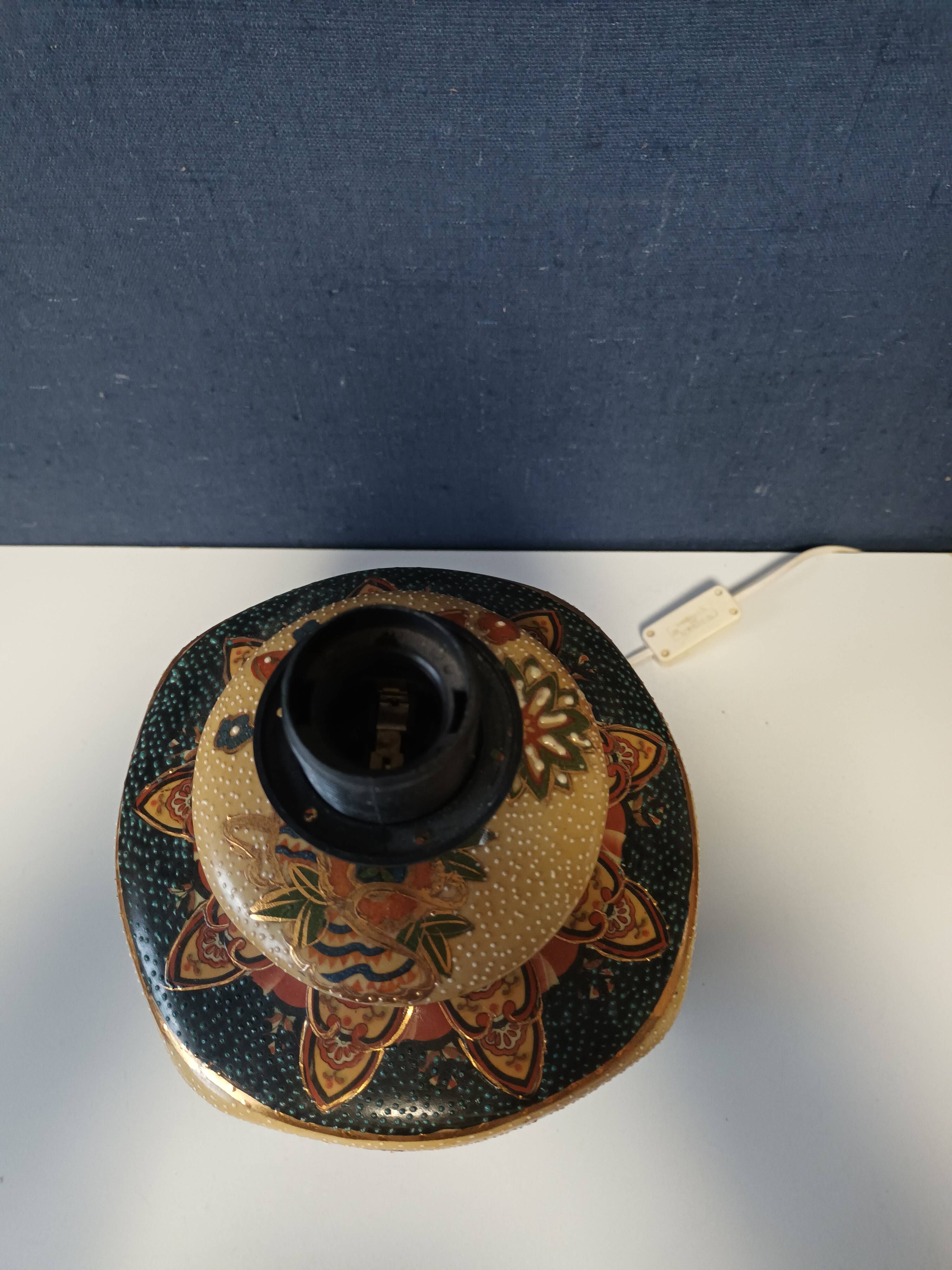 Asian ceramic lamp