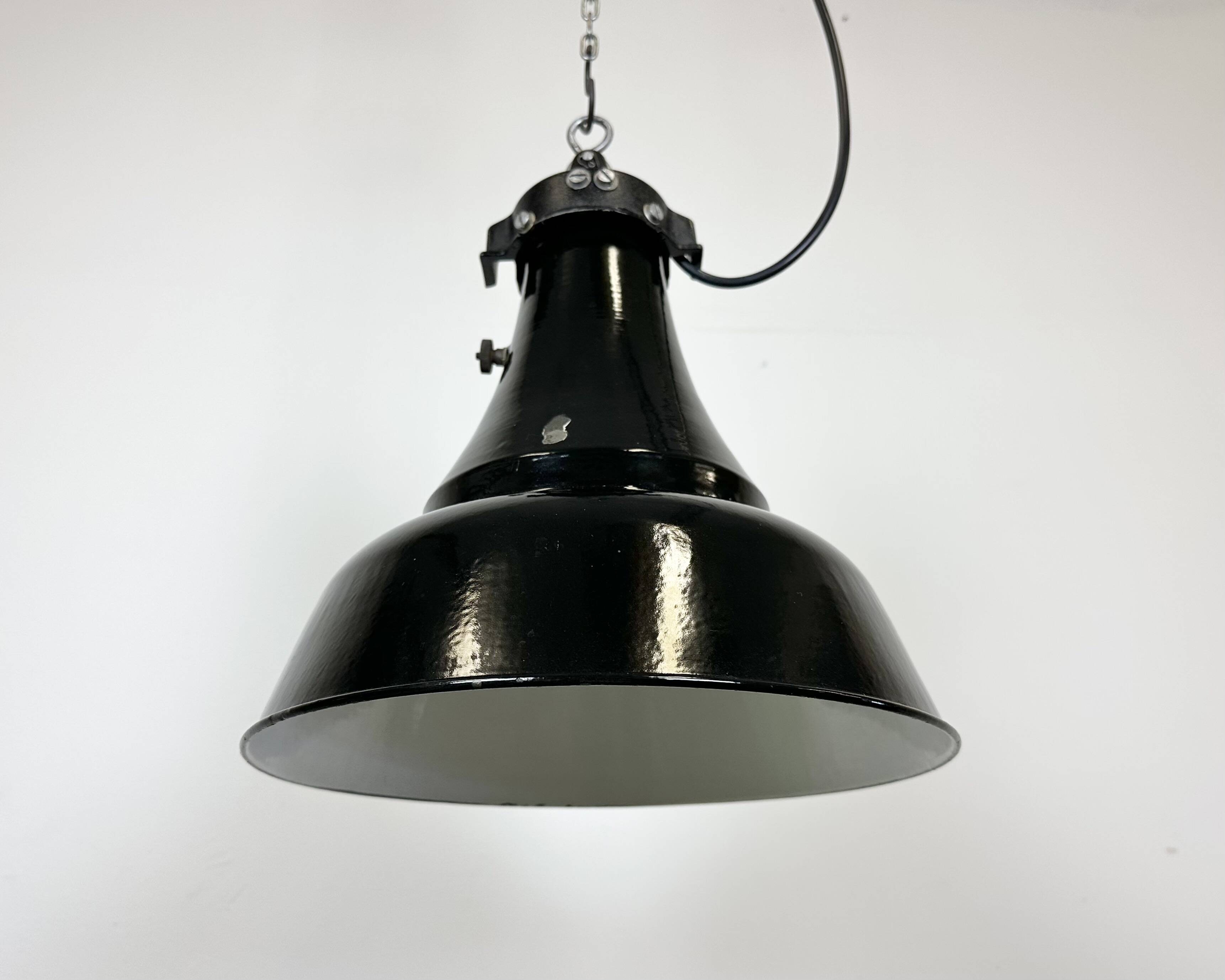 Industrial Black Enamel Bauhaus Pendant Lamp, 1930s
