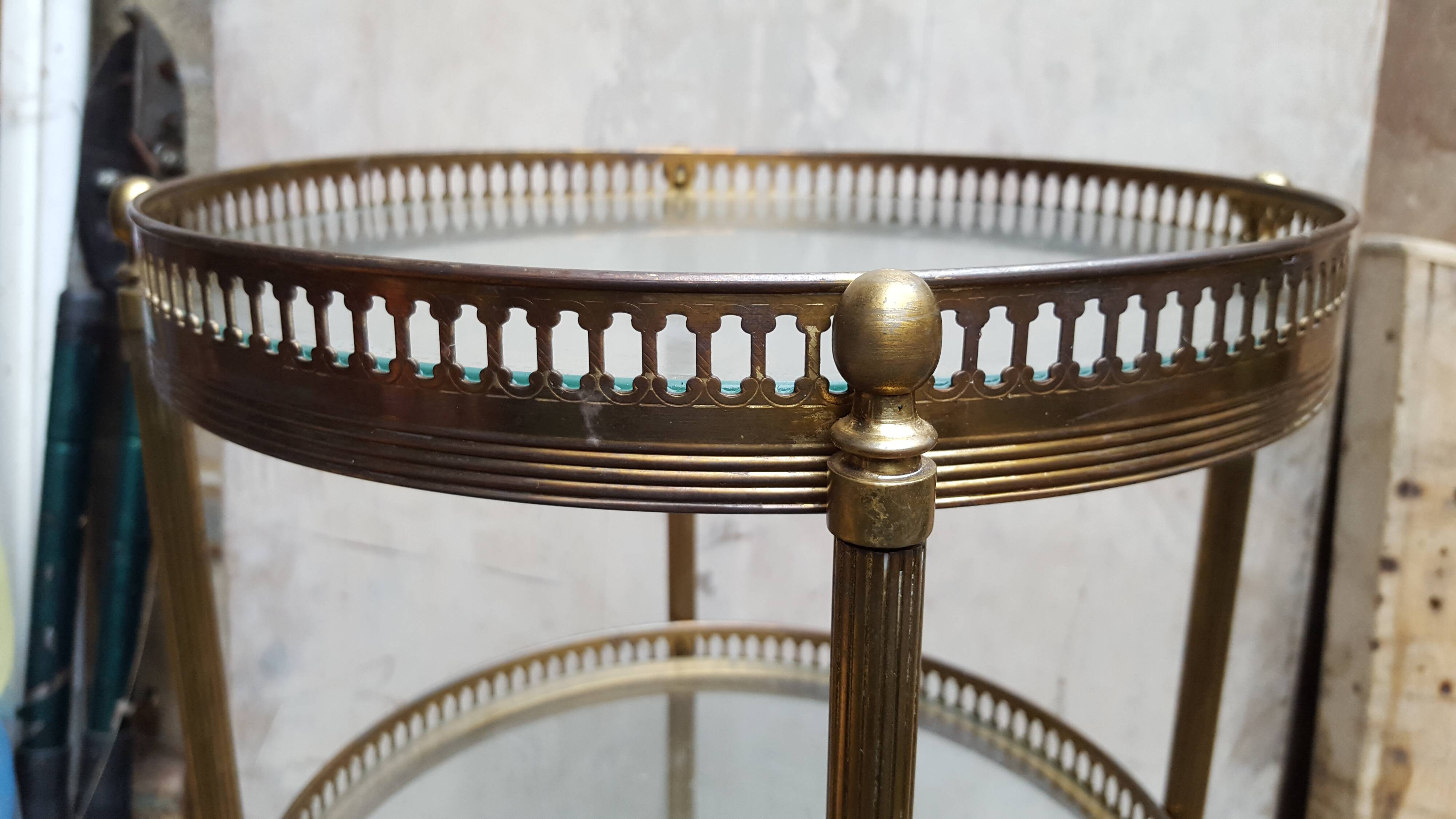 Gold brass and 1960 glass sellette/desserte