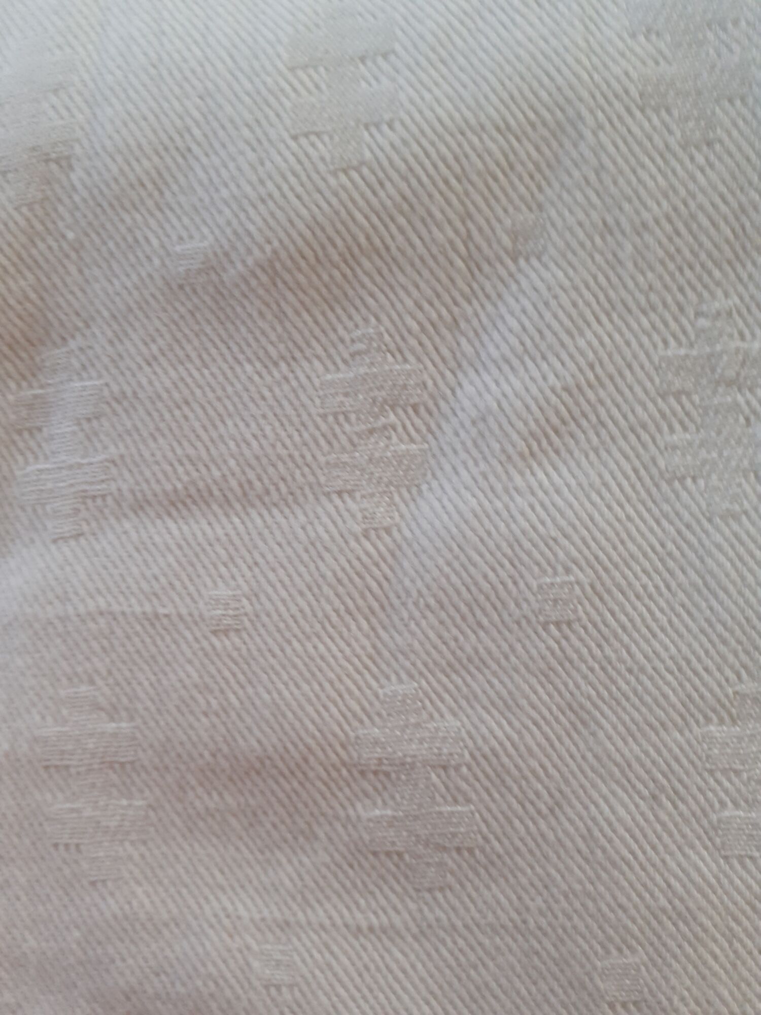 White cotton damask table loth