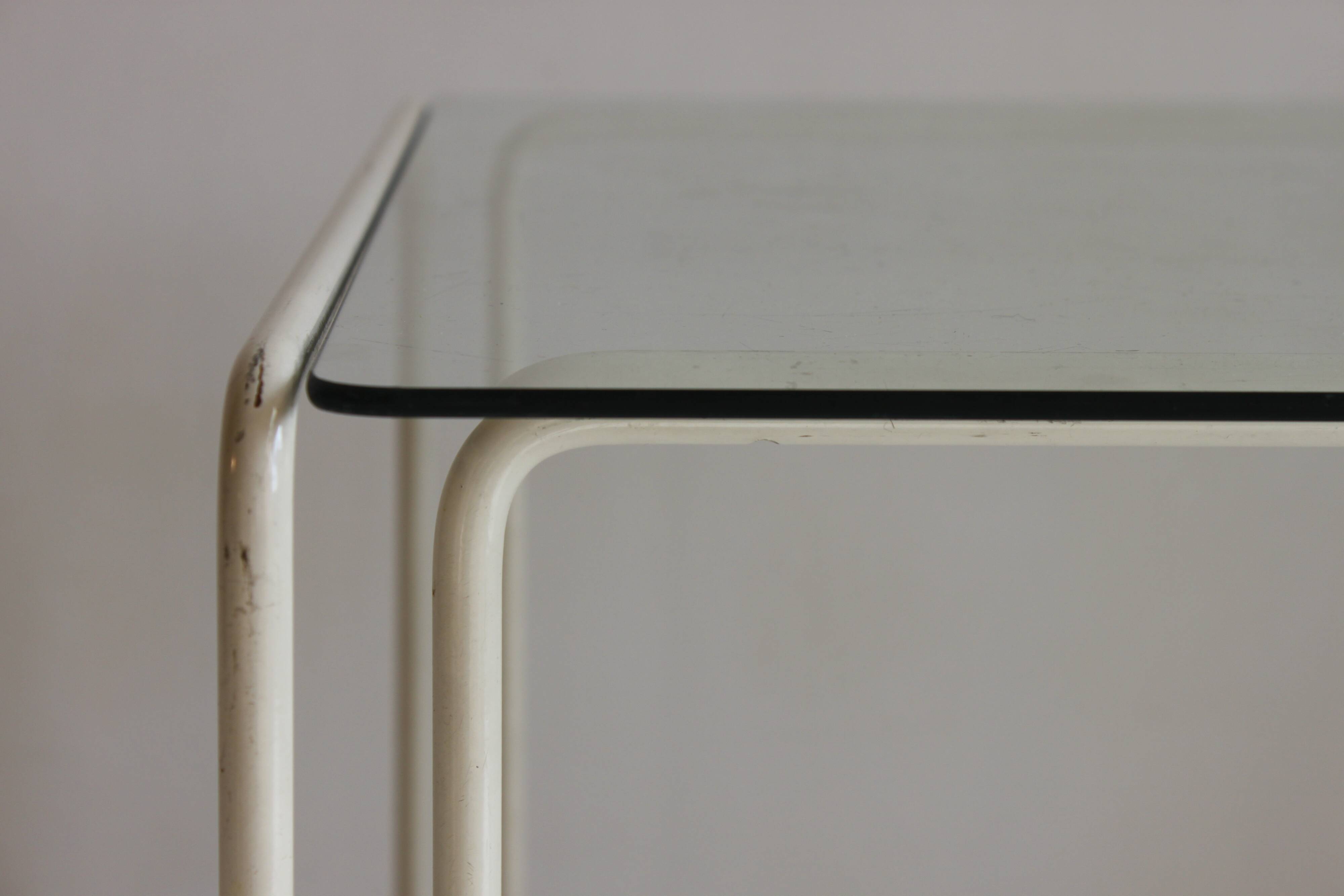 Table basse vintage à structure en métal courbé, 1960