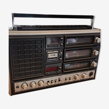 Former grundig radio