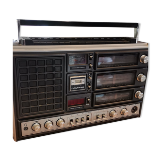 Ancien poste radio grundig