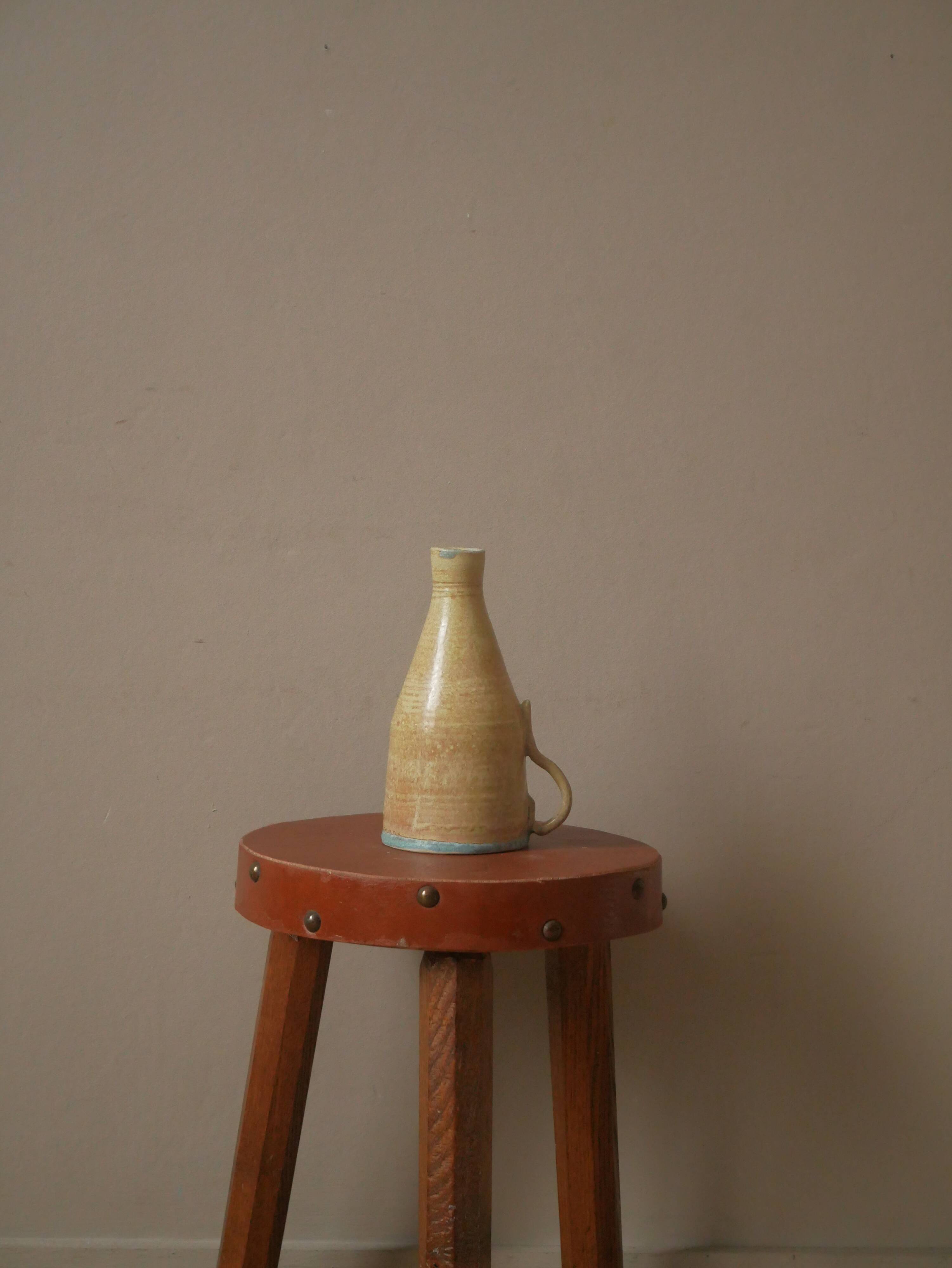 Vase soliflore in ceramic handmade pottery artisanal manufacturing contemporary design