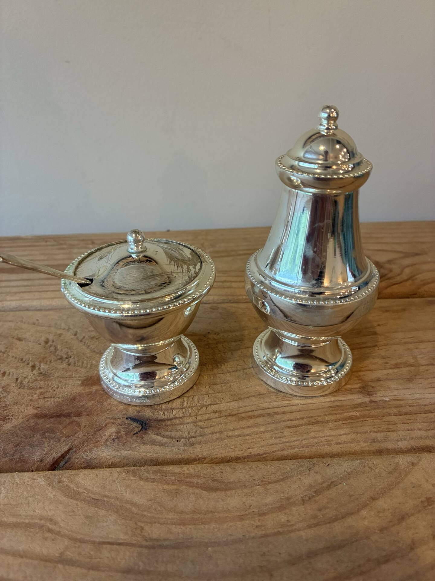 Vintage silver-plated table service duo – Mustard pot with spoon