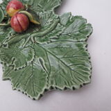 Plat de présentation en barbotine verte