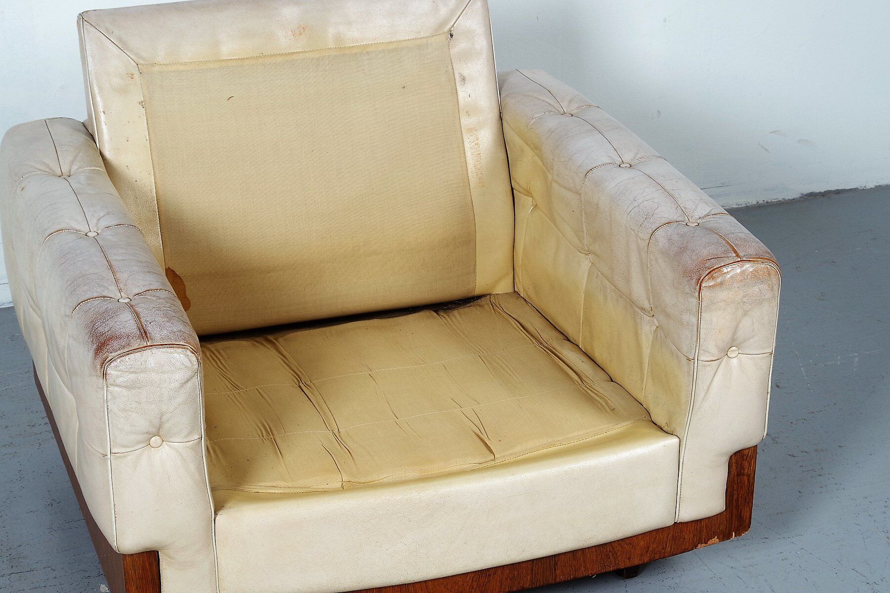 Vintage club chair in rosewood and leather