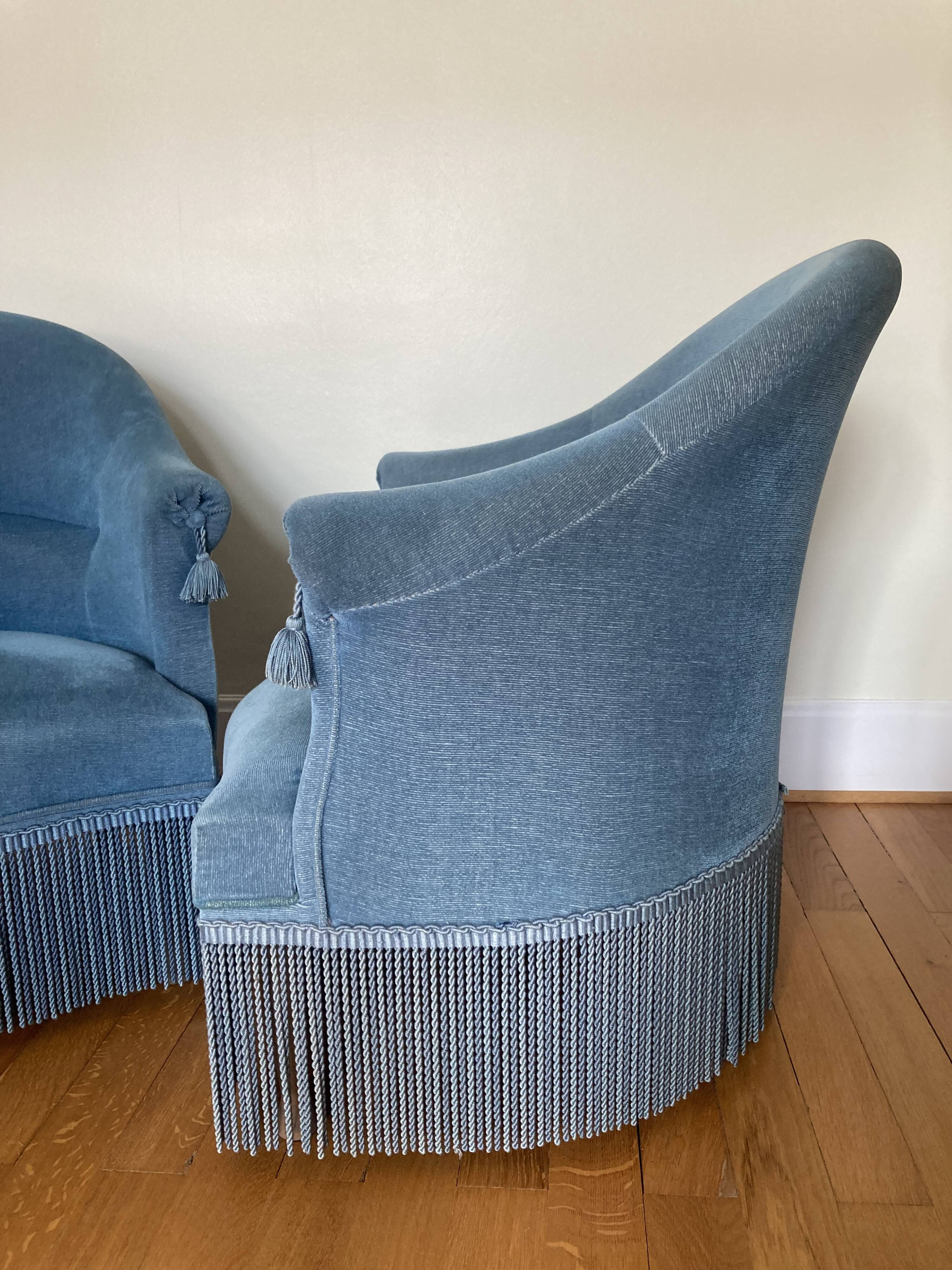 Pair of blue velvet toad armchairs from the 60s
