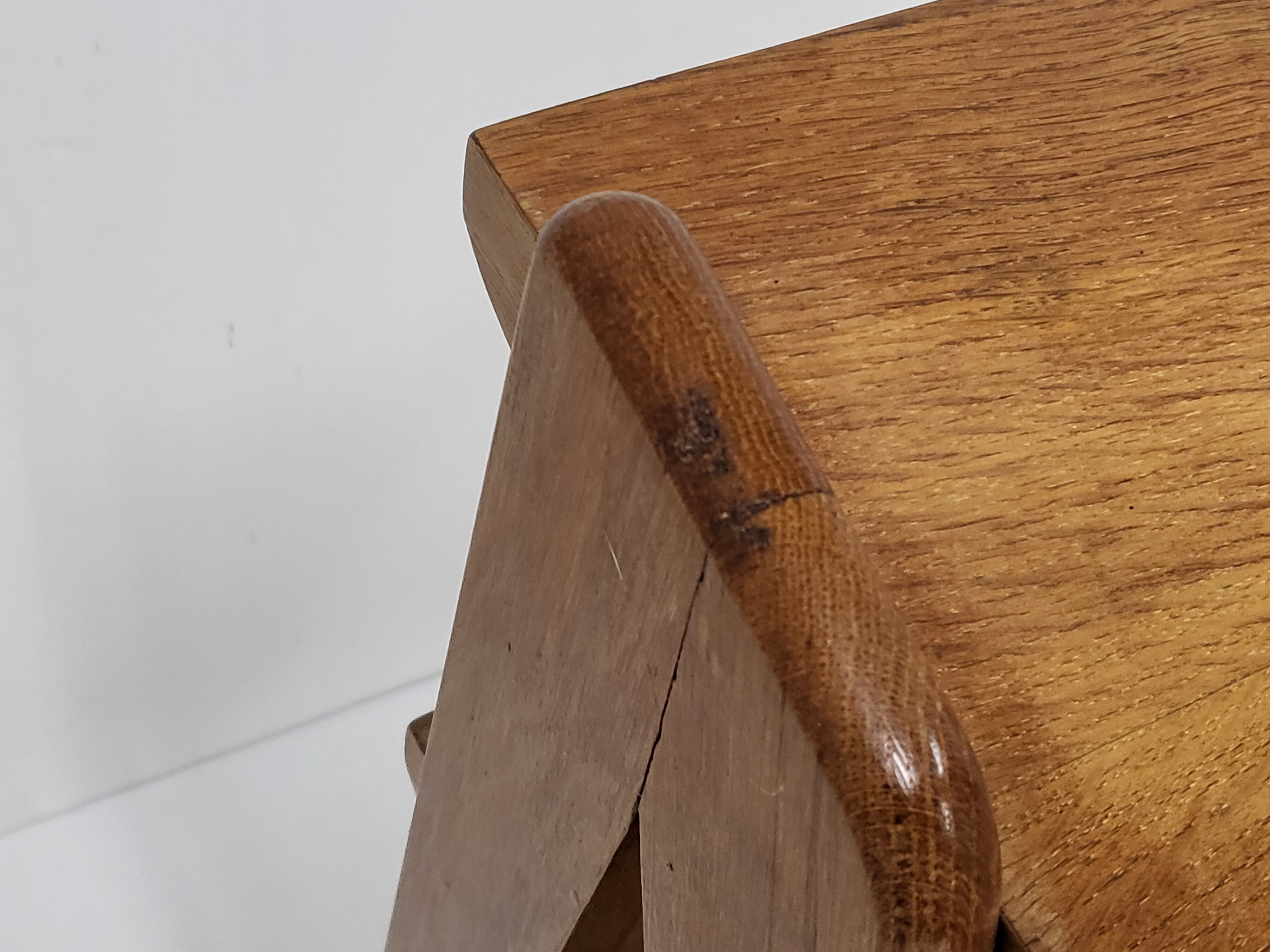 Vintage side table 1950 compass feet