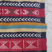 Tapis ethnique traditionnel fait main 100×55cm