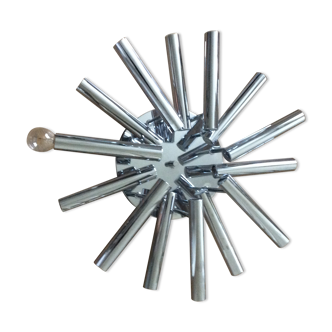 Suspension in chromed metal