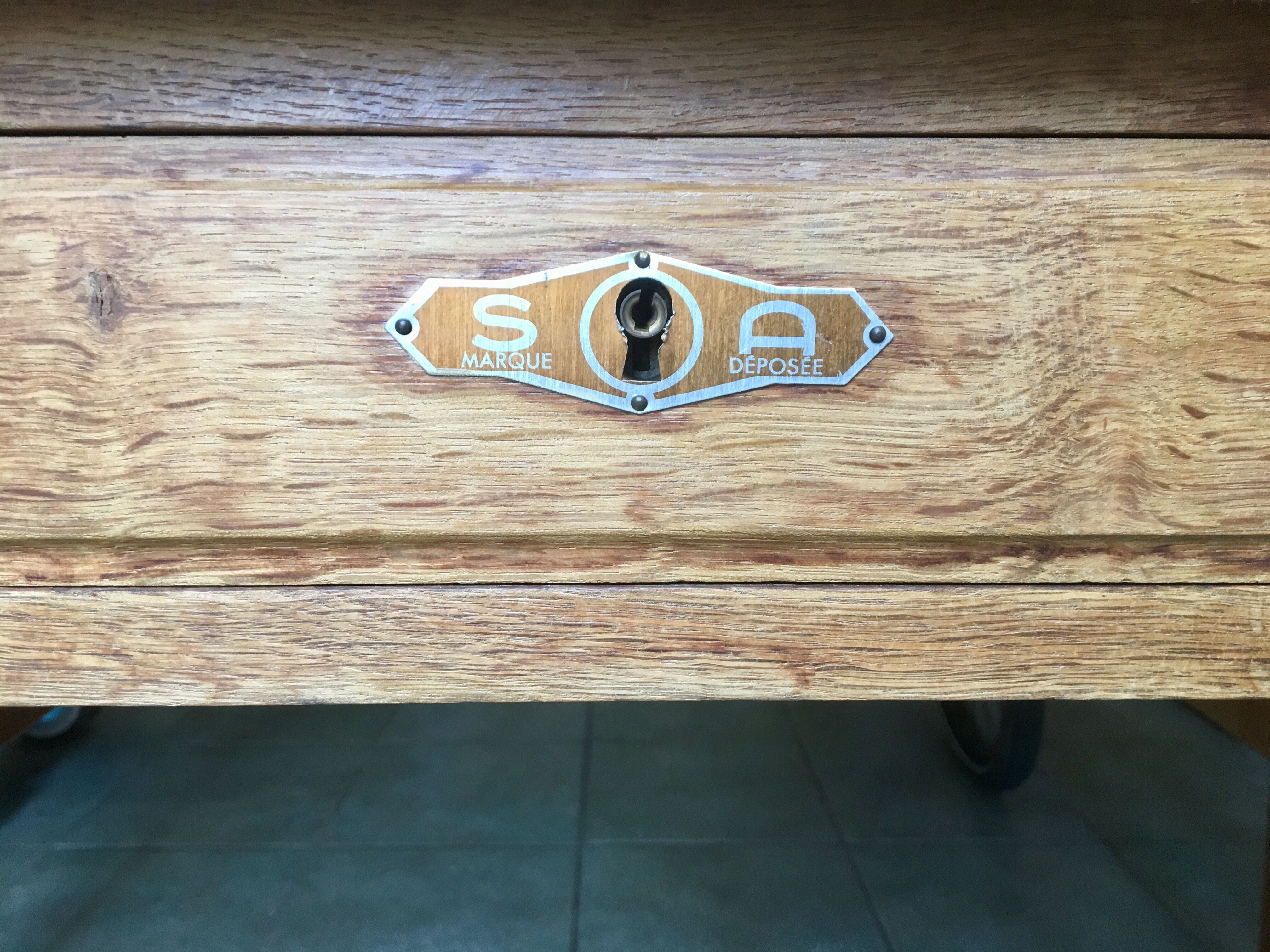 The 50's school desk