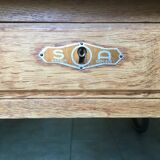 The 50's school desk