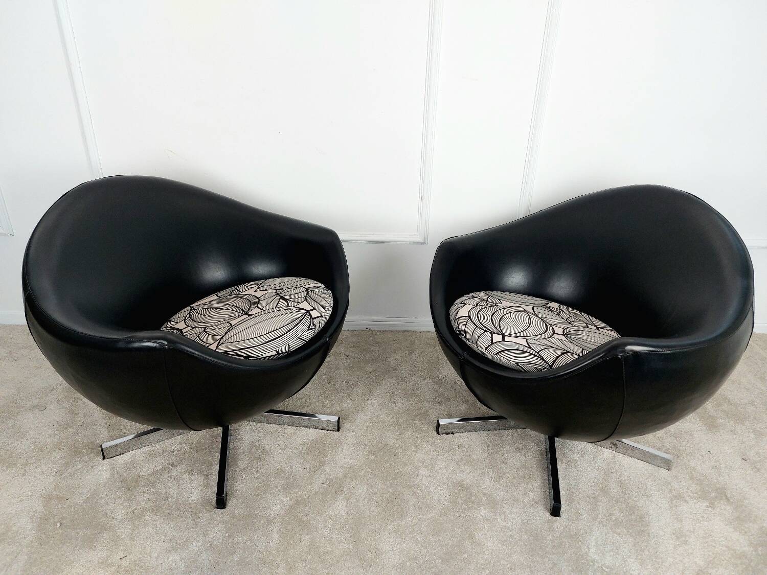 Pair of Mars armchairs - Pierre Guariche