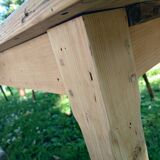 Farm table