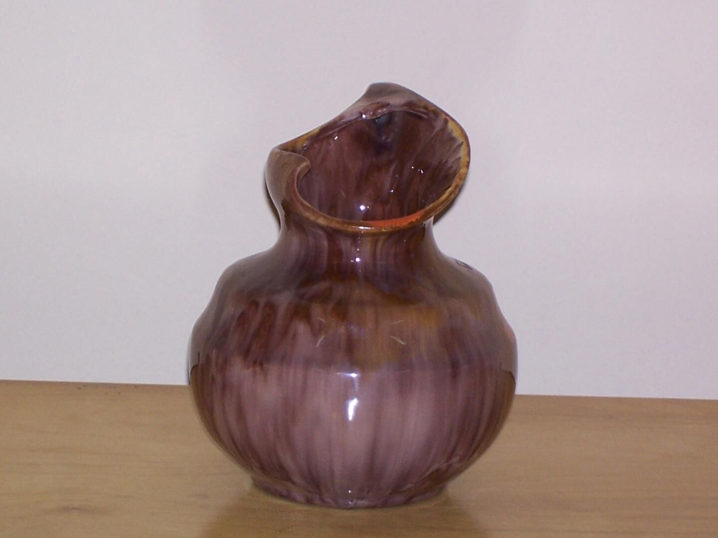 Pitcher ceramic driehoek, 30's
