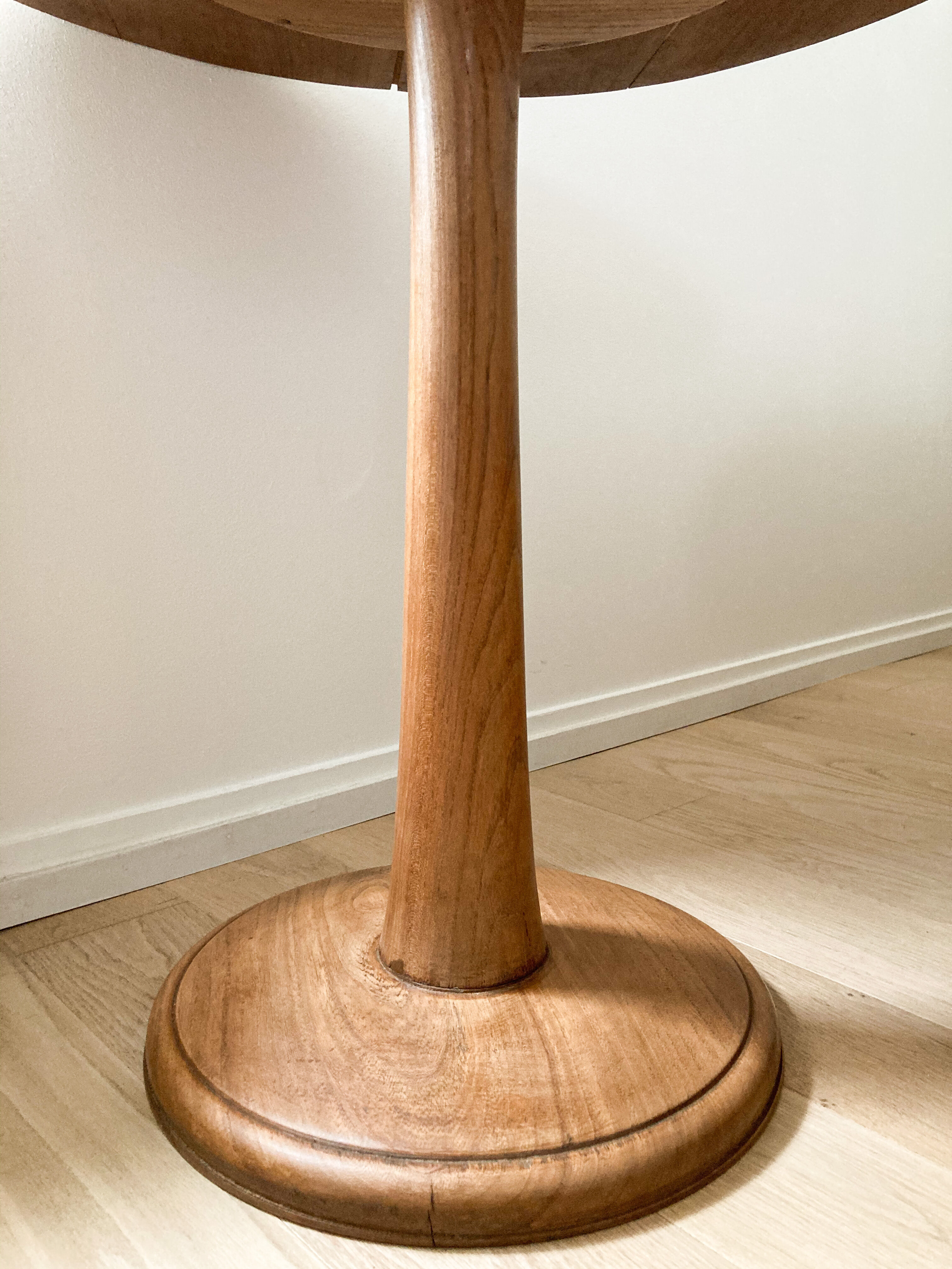 Table bistrot