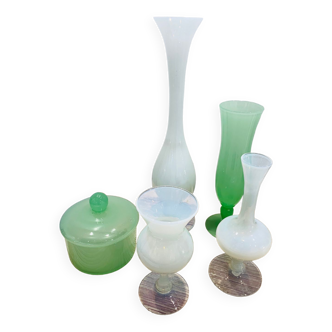 Lot of opalescent opaline vases