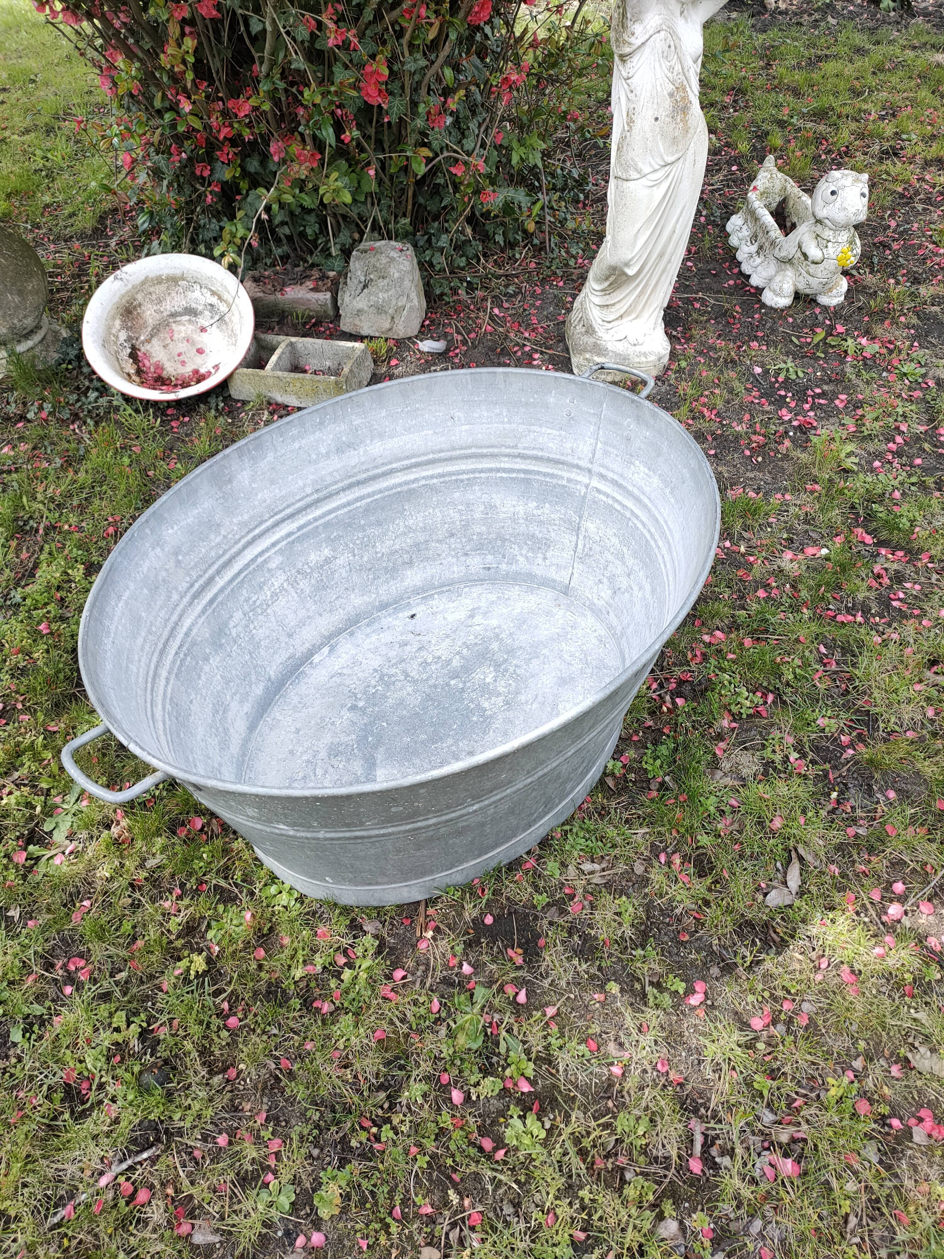 Bassine en zinc